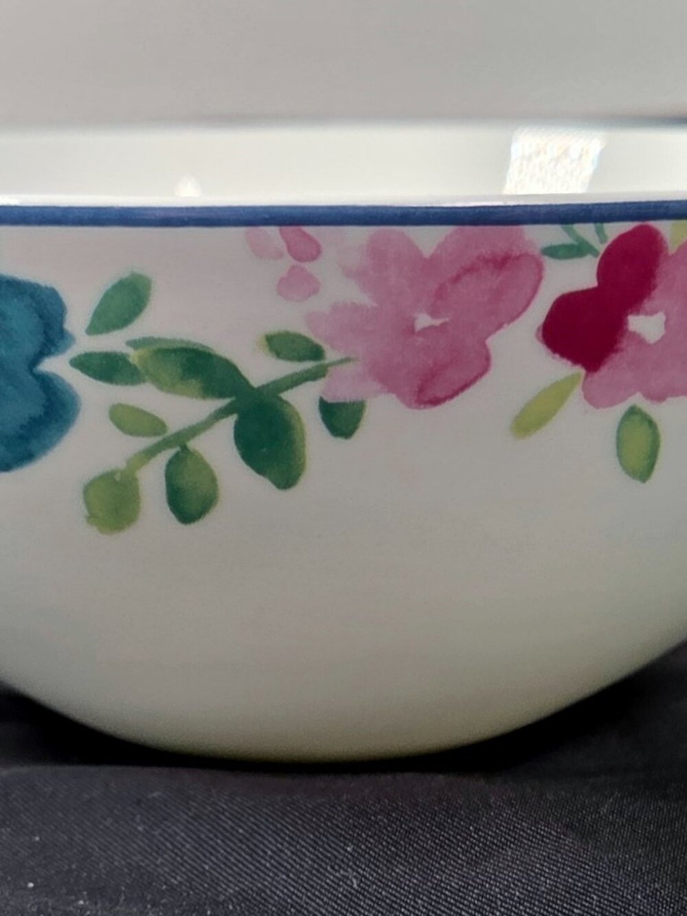 Ciroa Soup / Pasta Bowl Fine Bone China White w/ Flowers 6.75" x 2.75" hi VTG